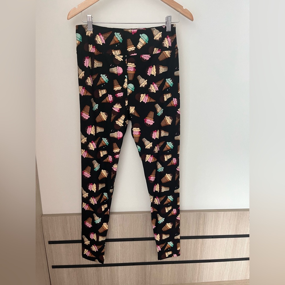 LuLaRoe Women’s Ice Cream Leggings - NWOT - Tall and Curvy